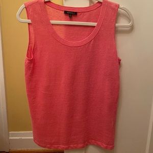 Lafayette 148 New York linen tank top. Wear under a blazer or on its own.